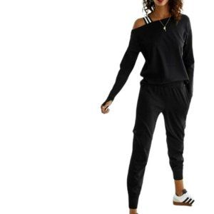 CAbi Fanatic Jogger Pants Style 4052 Black New Without Tags Size Large